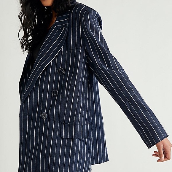 Free People Ashby Double-Breasted Blazer in Navy Pinstripe - Picture 4 of 9